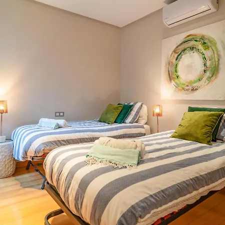 Amazing In - Almunec With Heated Swimming Pool
