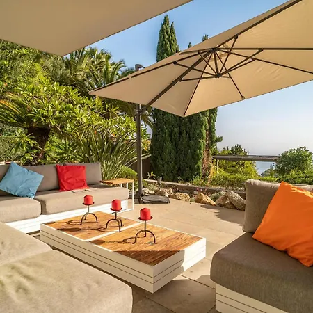 Amazing In - Almunec With Heated Swimming Pool Semesterbostad